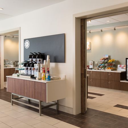 Holiday Inn Express Visalia-Sequoia Gateway Area By Ihg Экстерьер фото