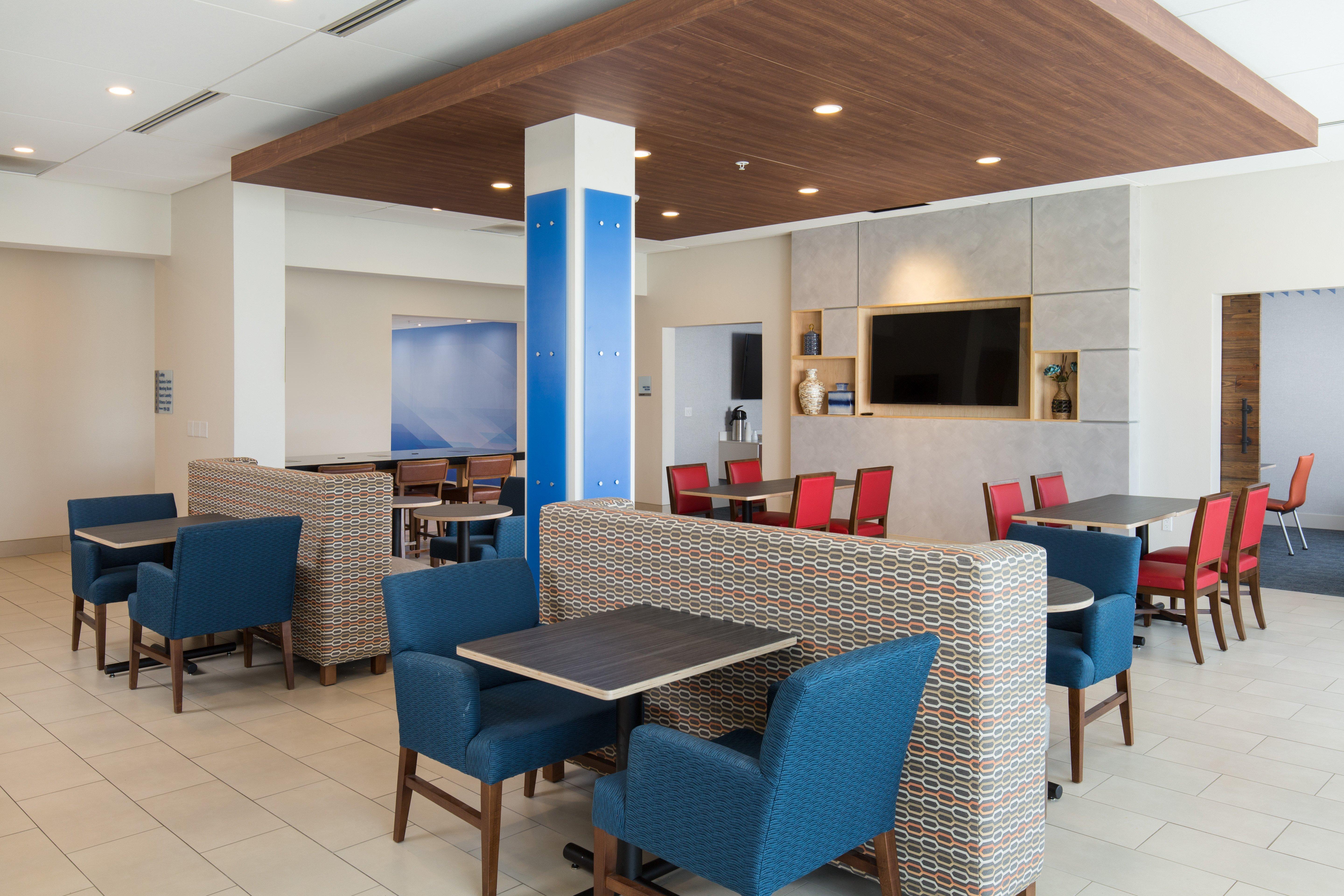 Holiday Inn Express Visalia-Sequoia Gateway Area By Ihg Экстерьер фото