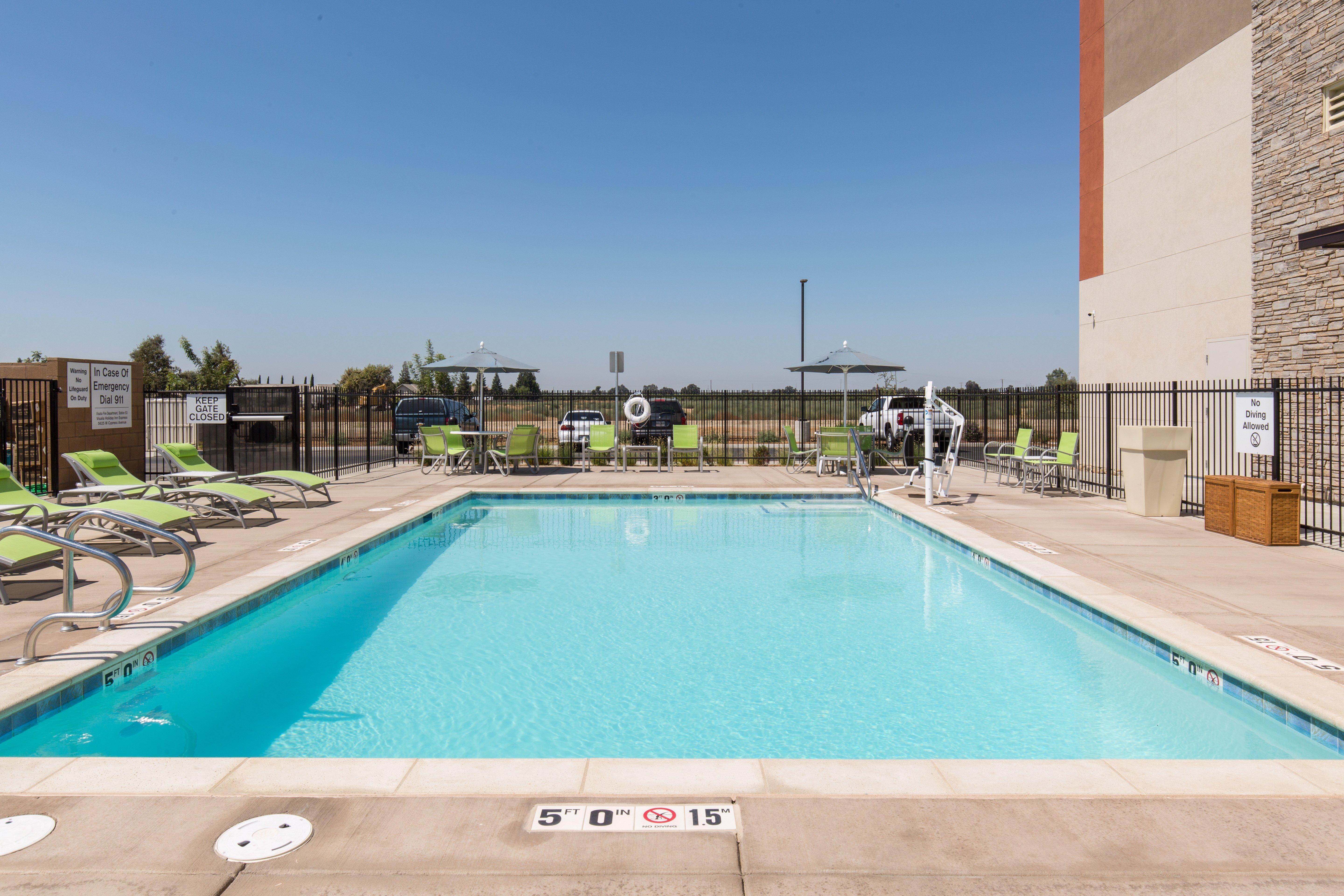 Holiday Inn Express Visalia-Sequoia Gateway Area By Ihg Экстерьер фото