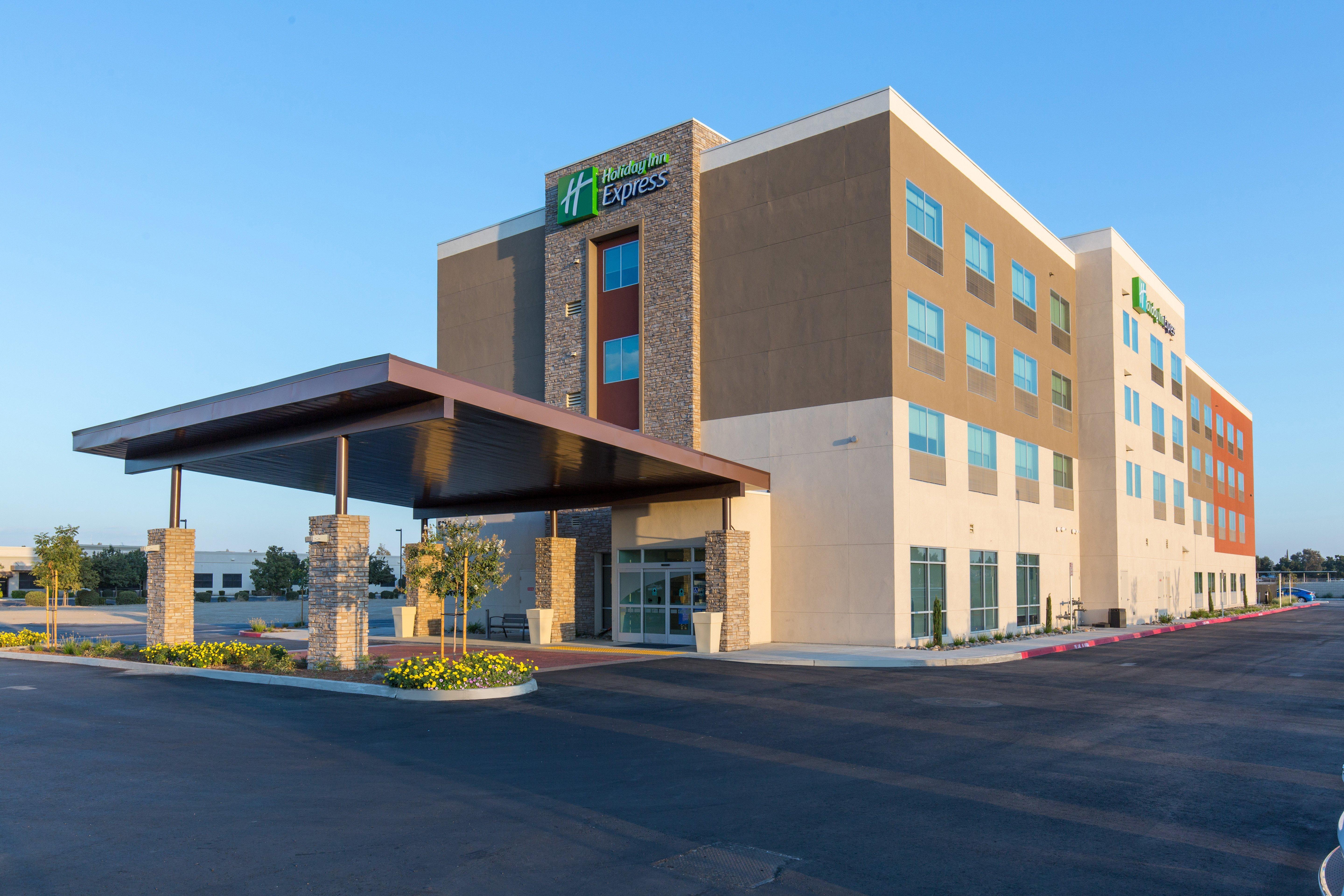 Holiday Inn Express Visalia-Sequoia Gateway Area By Ihg Экстерьер фото