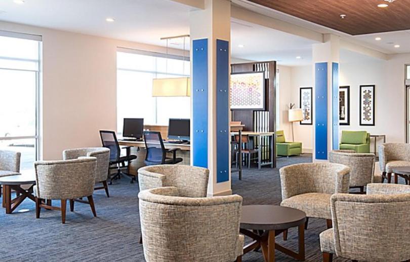 Holiday Inn Express Visalia-Sequoia Gateway Area By Ihg Экстерьер фото